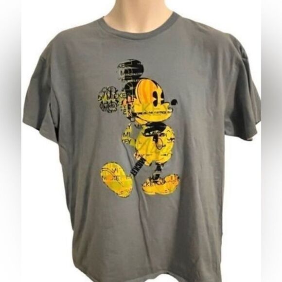 Disney Mickey Mouse Light Blue Short Sleeve Shirt. Size Large - Picture 1 of 5